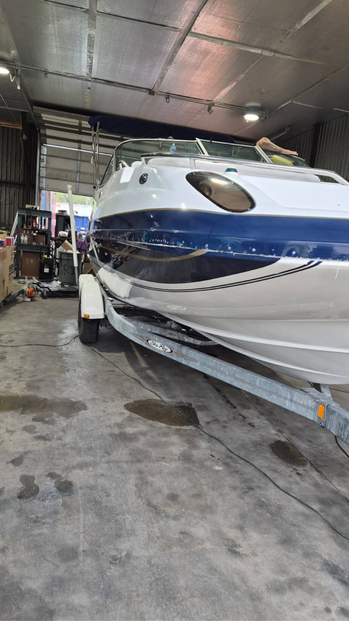Boat detail by Luminova Detail